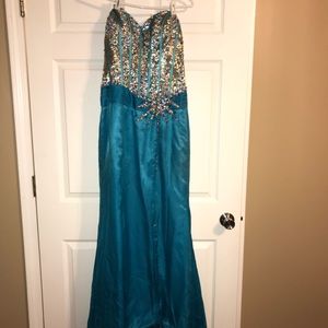 Prom dress